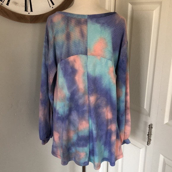 Pink Lily Top - Picture 5 of 7